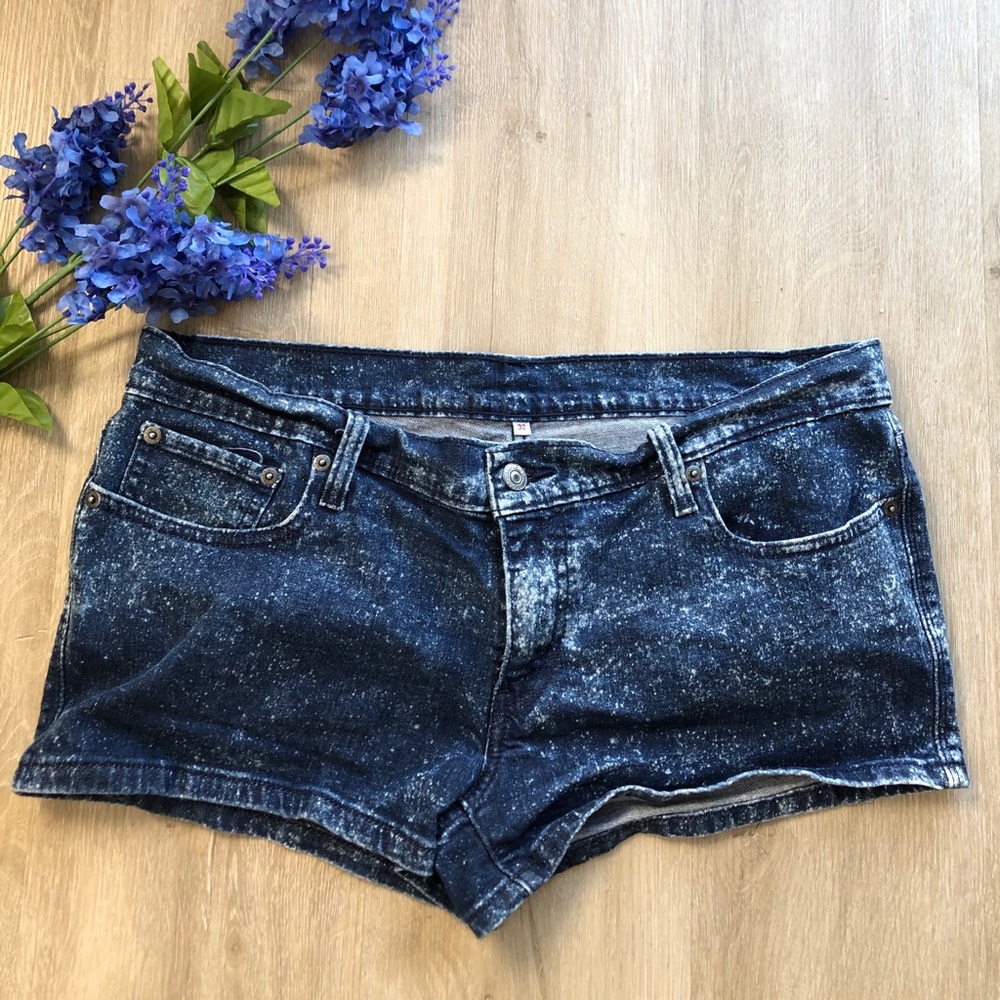 Levi’s Jean shorts